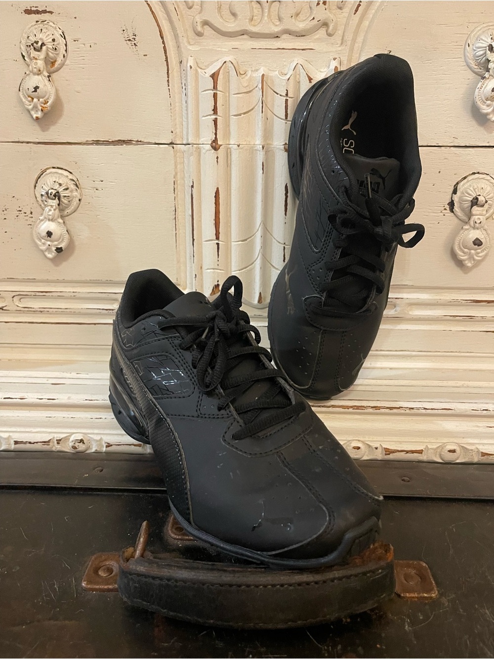 Puma Kids Black Low-Top Sneakers